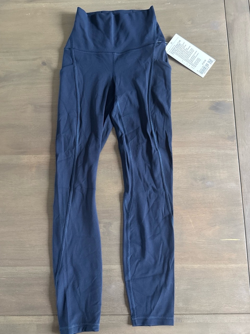 lululemon athletica Navy High-Rise Leggings with Side Pockets - Picture 3 of 3